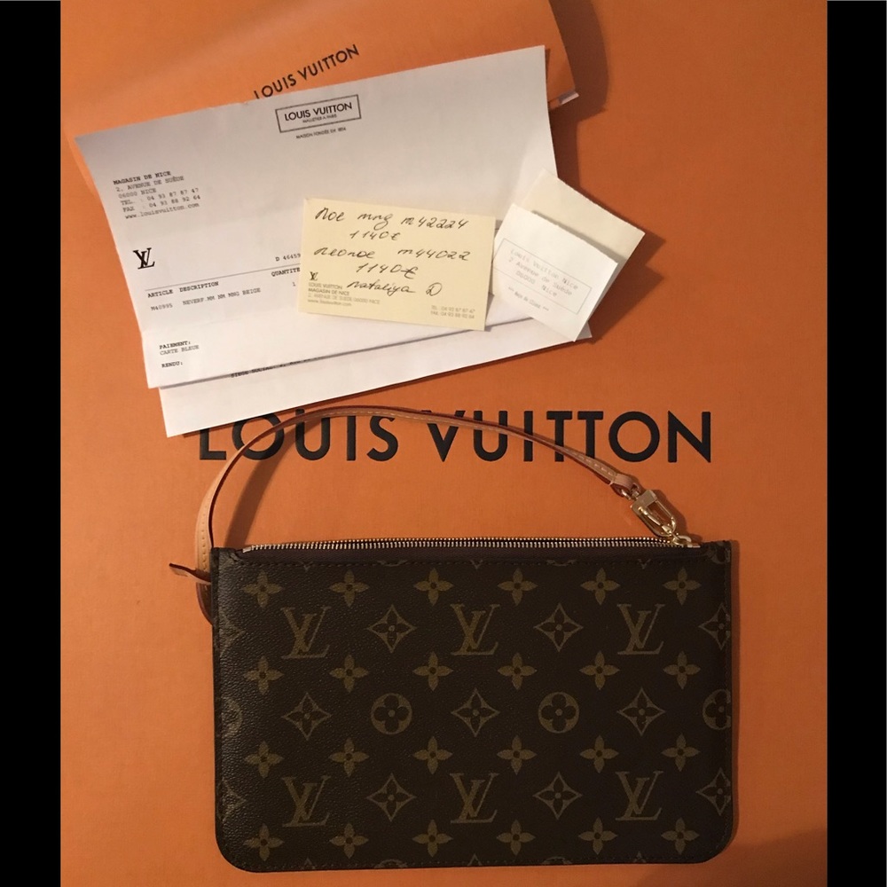 ❤️Authentic Louis Vuitton Neverfull Pouch